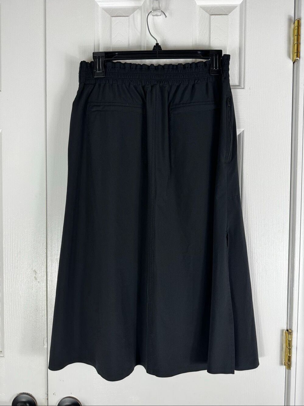 Athleta Savannah Midi Lightweight Womens Black Maxi Skirt Size M - Picture 3 of 5